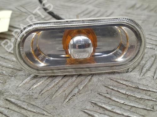 Used Right front indicator Right front indicator 37531390 37531390