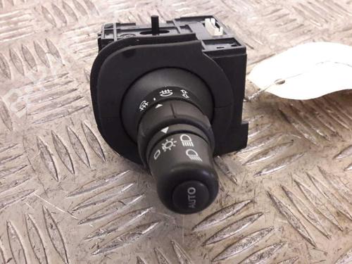 Switch RENAULT SCÉNIC II (JM0/1_) 1.9 dCi (JM0G, JM12, JM1G, JM2C) | BP24852403I30 