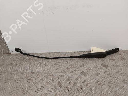 Used Front windshield wiper arm LANCIA DELTA III (844_) 1.6 D Multijet (844.AXC11, 844.AXC1A) (120 hp) 31883631