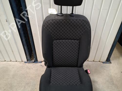 Used Right front seat RENAULT KANGOO / GRAND KANGOO II (KW0/1_) 1.5 dCi 90 (KW05, KW08, KW0G, KW11) (90 hp) 29026442