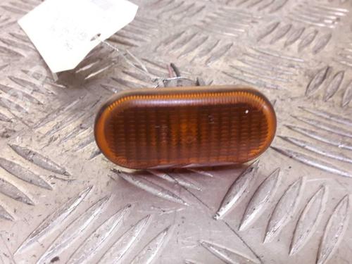 Used Left front indicator Left front indicator RENAULT CLIO II (BB_, CB_) 1.4 16V (B/CB0P, BB13) (98 hp) 23715911 23715911