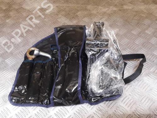 Used Jack Kit Jack Kit FIAT SEICENTO / 600 (187_) 1.1 (187AXB, 187AXB1A, 187AXC1A02) (54 hp) 23733532 23733532