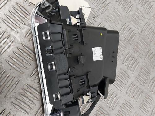 air-vent-peugeot-2008-i-cu_-2013-23747086 main image