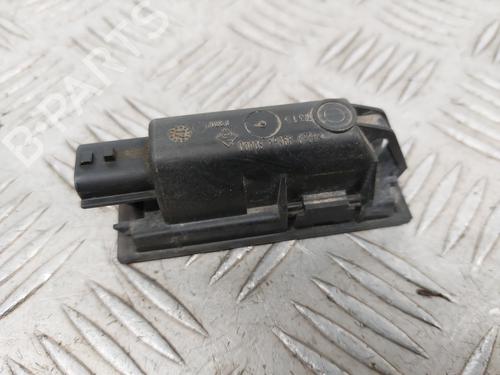 Used Licence plate light Licence plate light RENAULT MEGANE IV Hatchback (B9A/M/N_) 1.6 dCi 130 (B9A4) (130 hp) 31074963 31074963