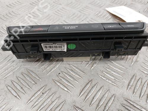 Warning switch DACIA SANDERO III 1.0 TCe 90 | BP29480060I22 