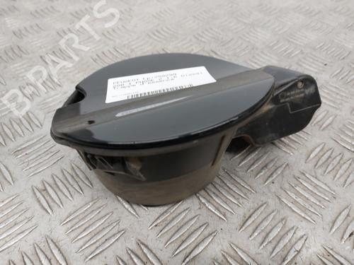 Fuel flap PEUGEOT 208 I (CA_, CC_) 1.6 HDi / BlueHDi 75 | BP27715452C131