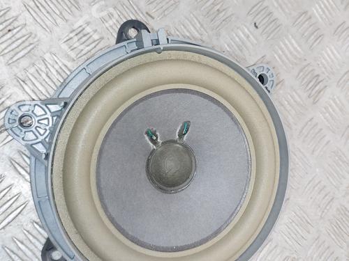Used Speaker RENAULT MEGANE IV Hatchback (B9A/M/N_) 1.6 dCi 130 (B9A4) (130 hp) 31060356