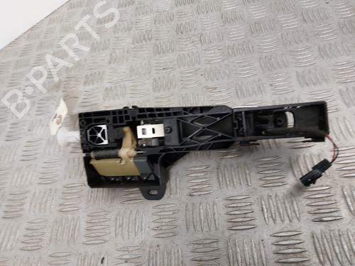 rear-left-exterior-door-handle-renault-megane-iv-hatchback-b9amn_-2015-31060344 main image