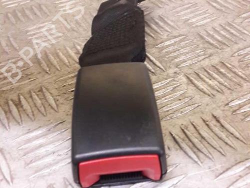 Used Seat buckle BMW 1 (E87) 120 d (177 hp) 23728084