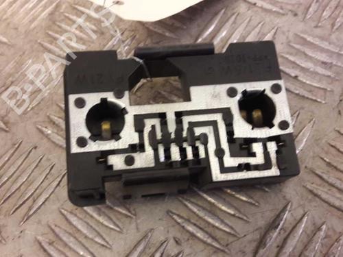 Used Lamp holder CITROËN XANTIA (X1_, X2_) 1.8 i (101 hp) 23657602