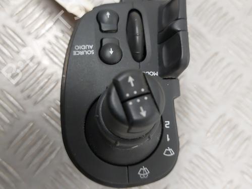 Used Steering column stalk Steering column stalk RENAULT CLIO III (BR0/1, CR0/1) 1.6 16V (BR09, BR0T, CR09, CR0T) (88 hp) 29323521 29323521