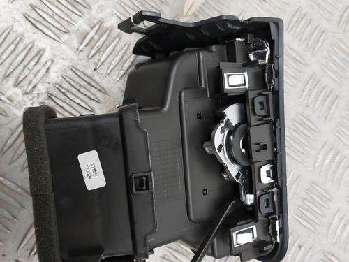 Air vent RENAULT MEGANE IV Hatchback (B9A/M/N_) 1.6 dCi 130 (B9A4) | BP31092514I21 