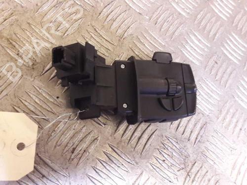 Used Gear lever Gear lever RENAULT SCÉNIC I MPV (JA0/1_, FA0_) 1.6 (JA00, JA16, JA15, JA19, JA1V, JA2B, JA2C, JA0B,... (107 hp) 24852829 24852829