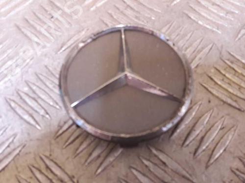 Used Hub cap MERCEDES-BENZ CLS (C219) CLS 320 CDI (219.322) (224 hp) 23725673