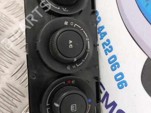 Used Climate control Climate control CITROËN C3 Picasso (SH_) 1.6 HDI 90 (92 hp) 23743715 23743715