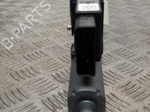 Used Right rear window motor Right rear window motor VW GOLF PLUS V (5M1, 521) 2.0 TDI (140 hp) 23735262 23735262