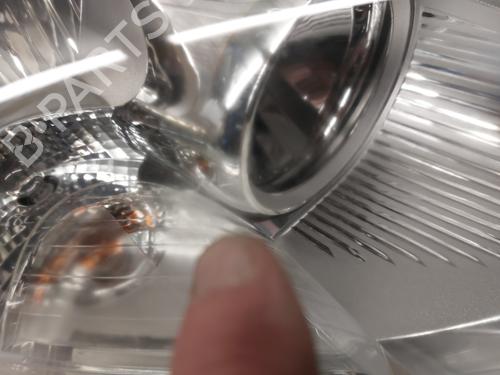 Right headlight PEUGEOT 5008 (0U_, 0E_) 1.6 HDi | BP29846349C29