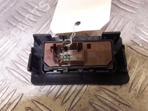 switch-citroen-c3-ii-sc_-2009-24349921 main image