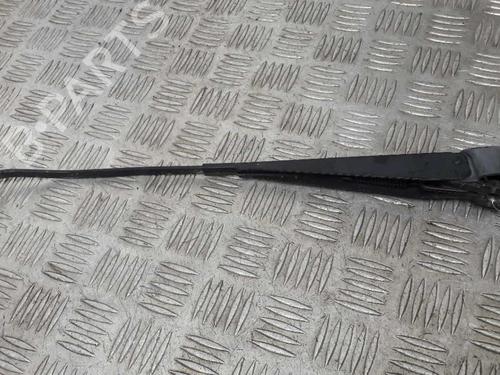 Used Front windshield wiper arm CITROËN XSARA (N1) 1.8 i (90 hp) 23735632