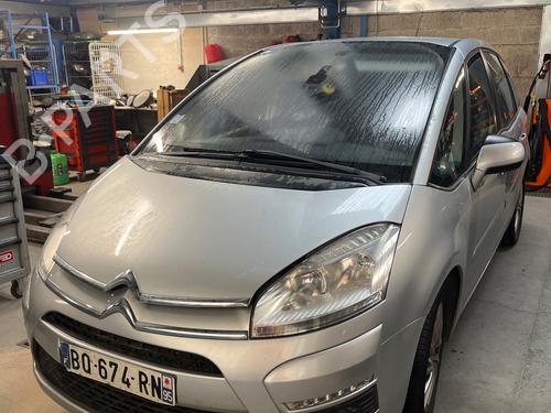 Pièces Détachées Usagées CITROËN C4 Picasso I MPV (UD_) 1.6 HDi 4999296