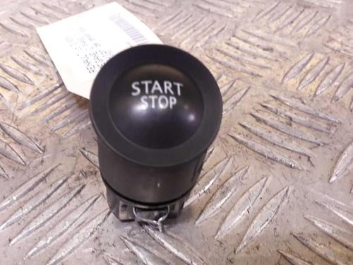 Used Switch RENAULT MEGANE II (BM0/1_, CM0/1_) 1.9 dCi (BM0G, CM0G) (120 hp) 24852638