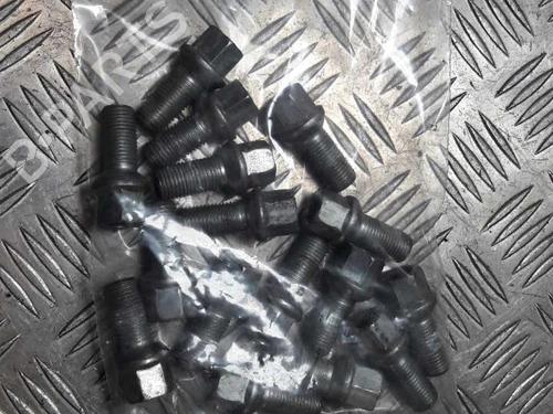 BP23717266O1 main image