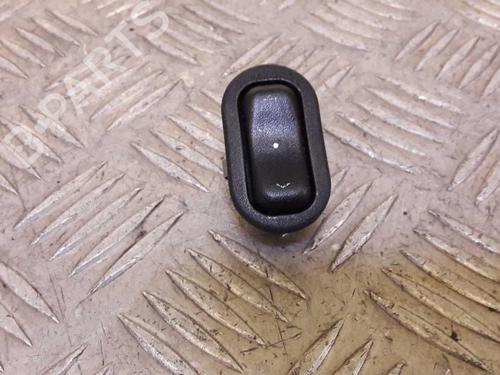 Used Right front window switch Right front window switch OPEL ZAFIRA A MPV (T98) 2.0 DTI 16V (F75) (101 hp) 23726754 23726754