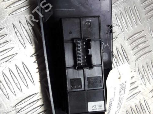 Right front window switch NISSAN JUKE (F15) 1.2 DIG-T | BP23716485I26 
