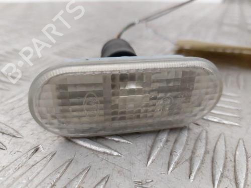 Used Right front indicator VW POLO (6N2) 1.4 16V (75 hp) 23659166