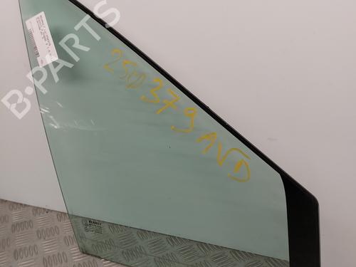 Front right quarter glass RENAULT SCÉNIC II (JM0/1_) 1.5 dCi (JM1E, JM16) | BP28530188C112