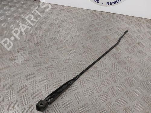 Used Front windshield wiper arm Front windshield wiper arm 23656310 23656310
