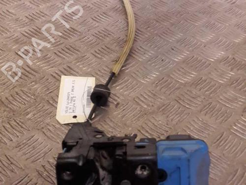 front-right-lock-volvo-v70-ii-285-1999-2000-2001-2002-2003-2004-2005-2006-2007-2008-24852442 main image