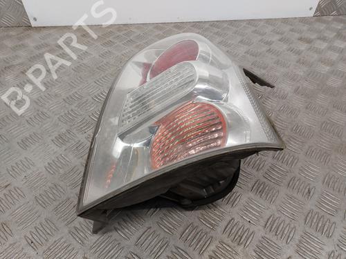 Used Right taillight Right taillight TOYOTA COROLLA Verso (ZER_, ZZE12_, R1_) 2.2 D-4D (AUR10_, AUR10R) (177 hp) 30409639 30409639