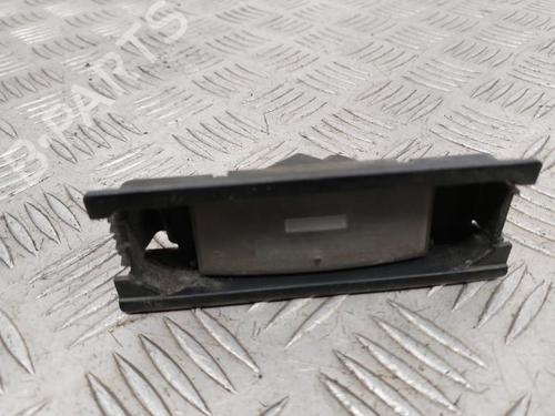 Used Licence plate light DAIHATSU CUORE VII (L275_, L285_, L276_) 1.0 (L276) (70 hp) 23659149