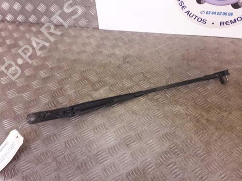 Used Front windshield wiper arm VW TOURAN (1T1, 1T2) 2.0 TDI 16V (140 hp) 23728201