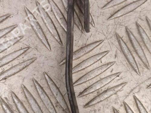 Used Rear windshield wiper arm NISSAN ALMERA II Hatchback (N16) 1.5 (90 hp) 23744463