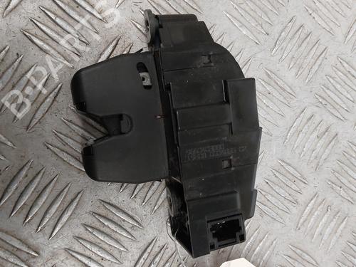 Used Tailgate lock PEUGEOT 308 I (4A_, 4C_) 1.6 HDi (109 hp) 29312819