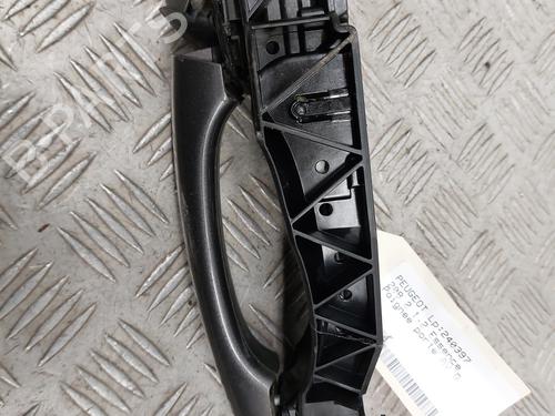 Front left exterior door handle PEUGEOT 208 II (UB_, UP_, UW_, UJ_) 1.2 PureTech 100 | BP23747925C128 