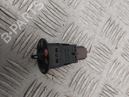 Switch RENAULT MEGANE IV Hatchback (B9A/M/N_) 1.6 dCi 130 (B9A4) | BP31074984I30