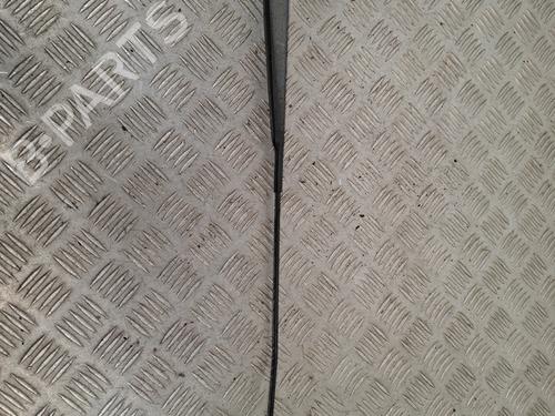 Used Front windshield wiper arm RENAULT KANGOO / GRAND KANGOO II (KW0/1_) 1.5 dCi 90 (KW05, KW08, KW0G, KW11) (90 hp) 29079244