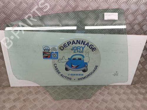 Luna trasera derecha PEUGEOT 208 I (CA_, CC_) 1.6 BlueHDi 100 (100 hp) 23659947