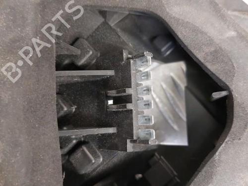 lamp-holder-opel-corsa-d-s07-2006-2007-2008-2009-2010-2011-2012-2013-2014-2015-23743470 main image