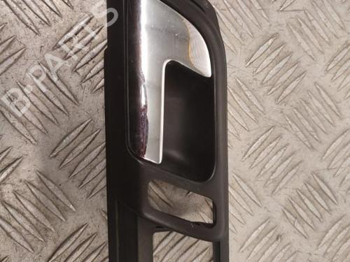 Used Front left interior door handle VW POLO (9N_, 9A_) 1.4 TDI (75 hp) 23737963