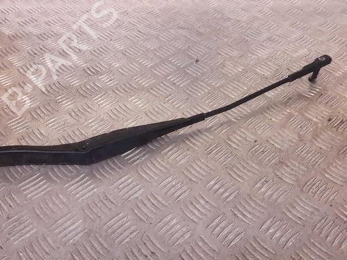 Used Front windshield wiper arm OPEL ASTRA H GTC (A04) 1.4 (L08) (90 hp) 23724026