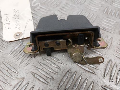 Tailgate lock VW NEW BEETLE (9C1, 1C1) 1.9 TDI | BP30098429C101