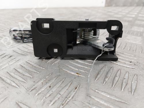 Used Front right interior door handle Front right interior door handle ALFA ROMEO 147 (937_) 1.6 16V T.SPARK ECO (937.AXA1A, 937.BXA1A) (105 hp) 24492018 24492018