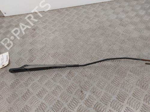 Used Front windshield wiper arm PEUGEOT 406 Break (8E/F) 2.0 HDI 110 (109 hp) 28132646