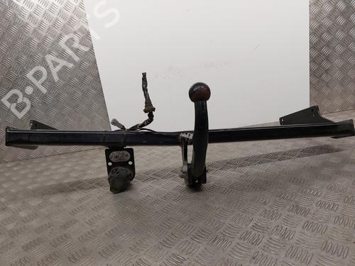 Used Tow ball/Mechanism Tow ball/Mechanism 32227681 32227681