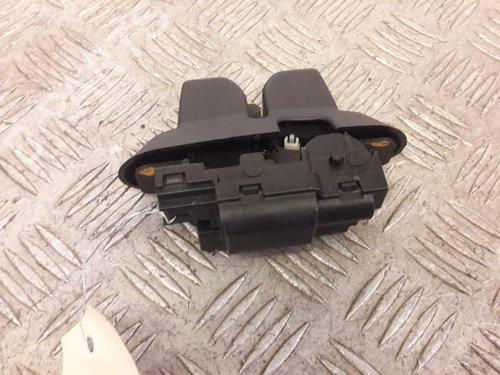 Used Tailgate lock Tailgate lock RENAULT LAGUNA II (BG0/1_) 1.8 16V (BG06, BG0J, BG0M) (116 hp) 23657949 23657949