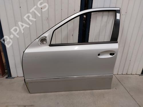 Used Left front door Left front door MERCEDES-BENZ E-CLASS (W211) E 500 (211.070) (306 hp) 32132815 32132815